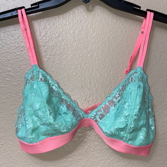 VS PINK Date Lace Bralette in Mint and Coral RARE - Picture 3 of 4